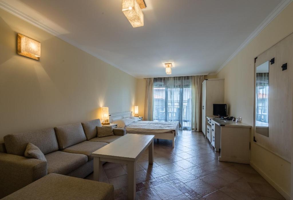 Sozopol Private Apartments St. Marina Buitenkant foto