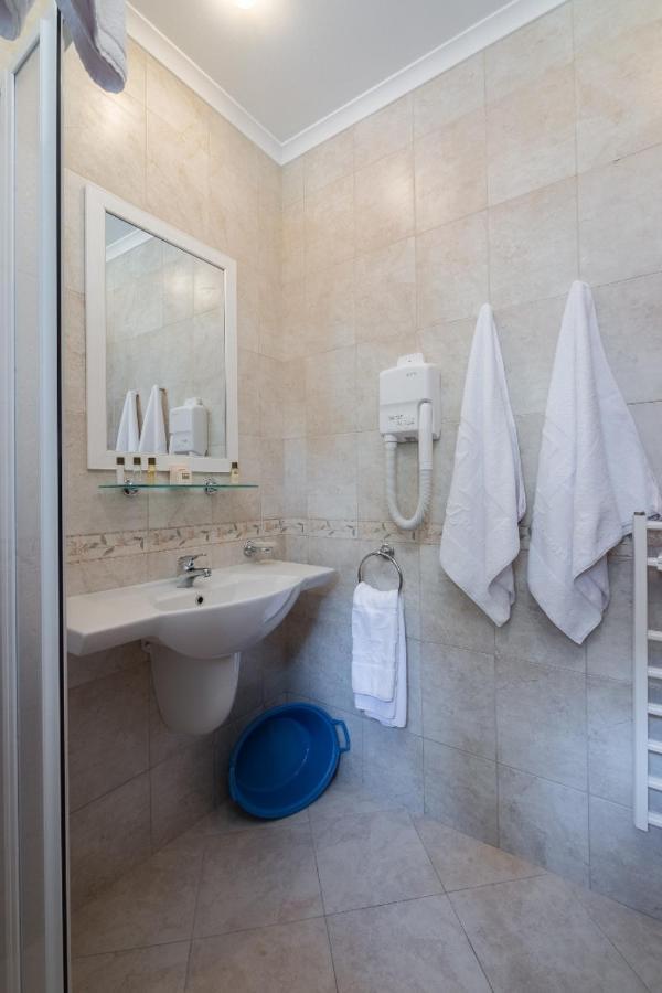 Sozopol Private Apartments St. Marina Buitenkant foto