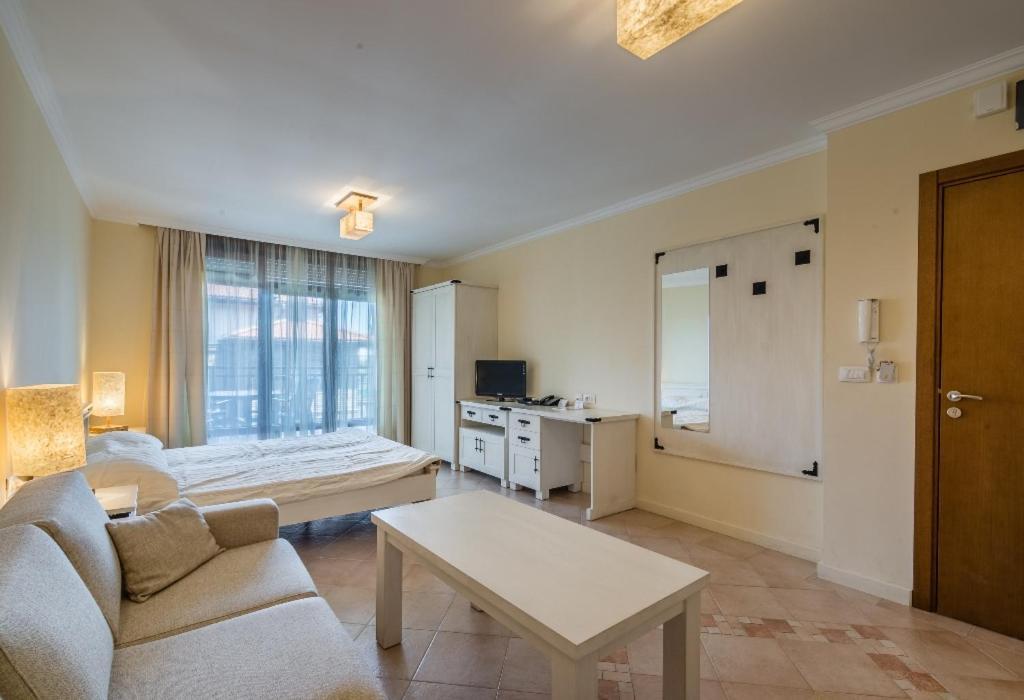 Sozopol Private Apartments St. Marina Buitenkant foto