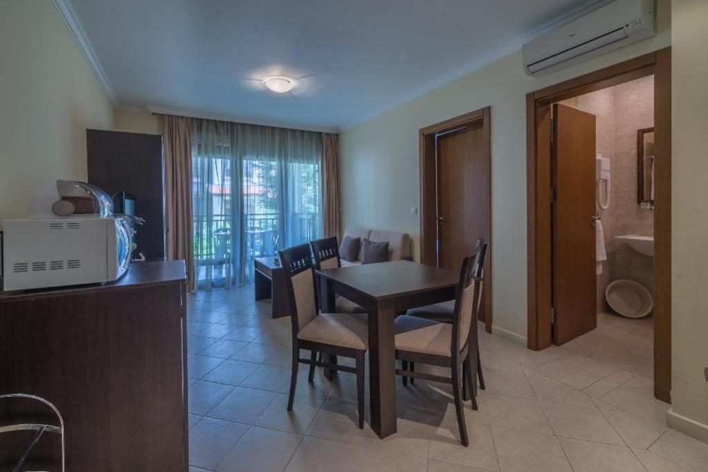 Sozopol Private Apartments St. Marina Buitenkant foto